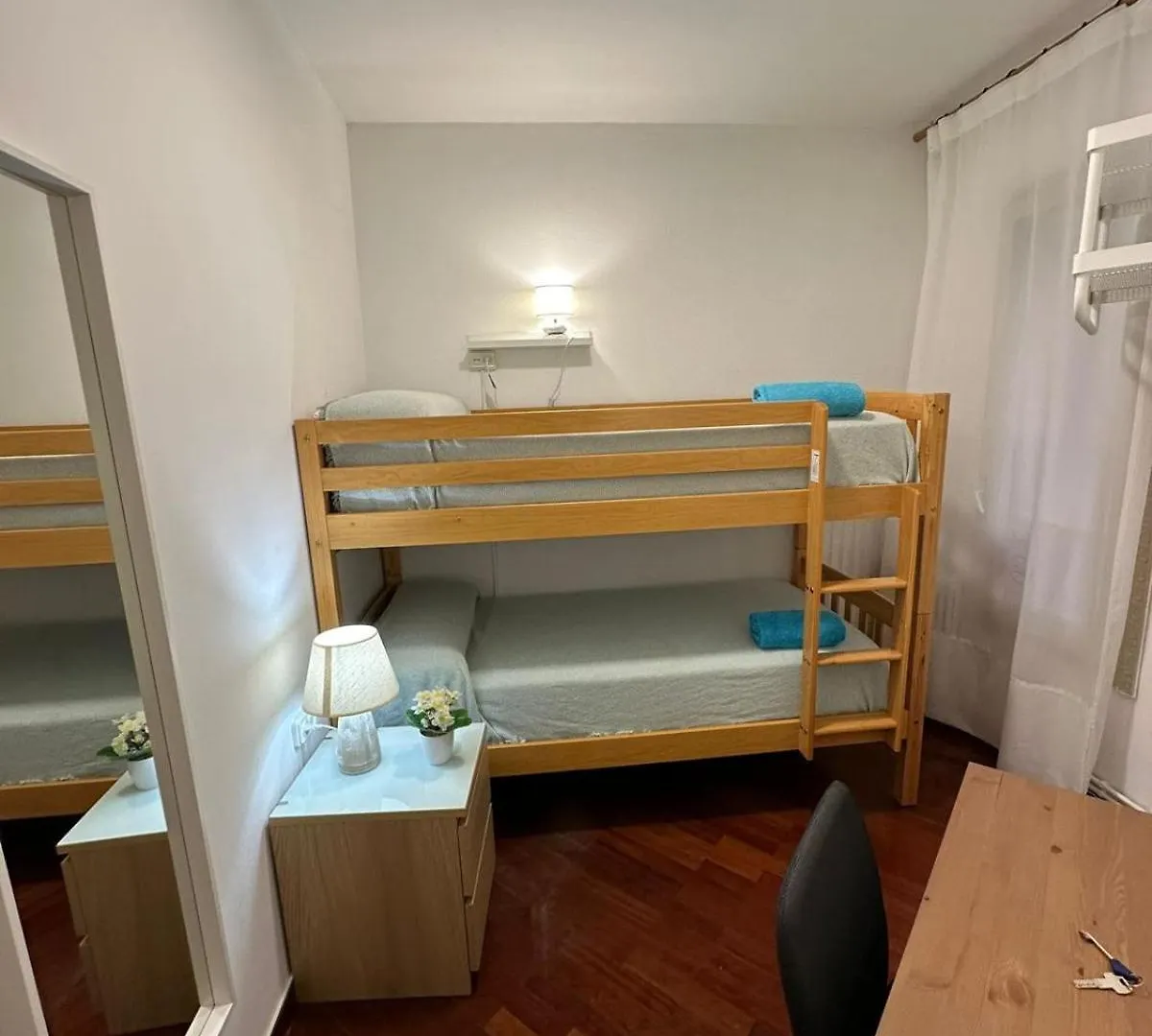 Rooms Parara Barcelona 0*,  Spanien