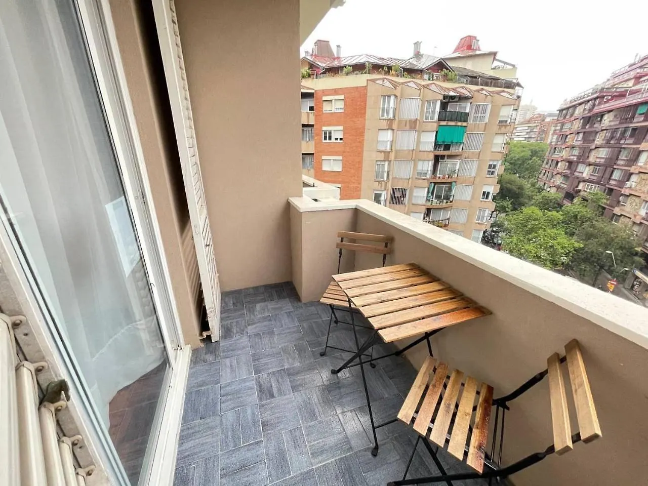 Alojamento de Acomodação e Pequeno-almoço Rooms Parara Barcelona